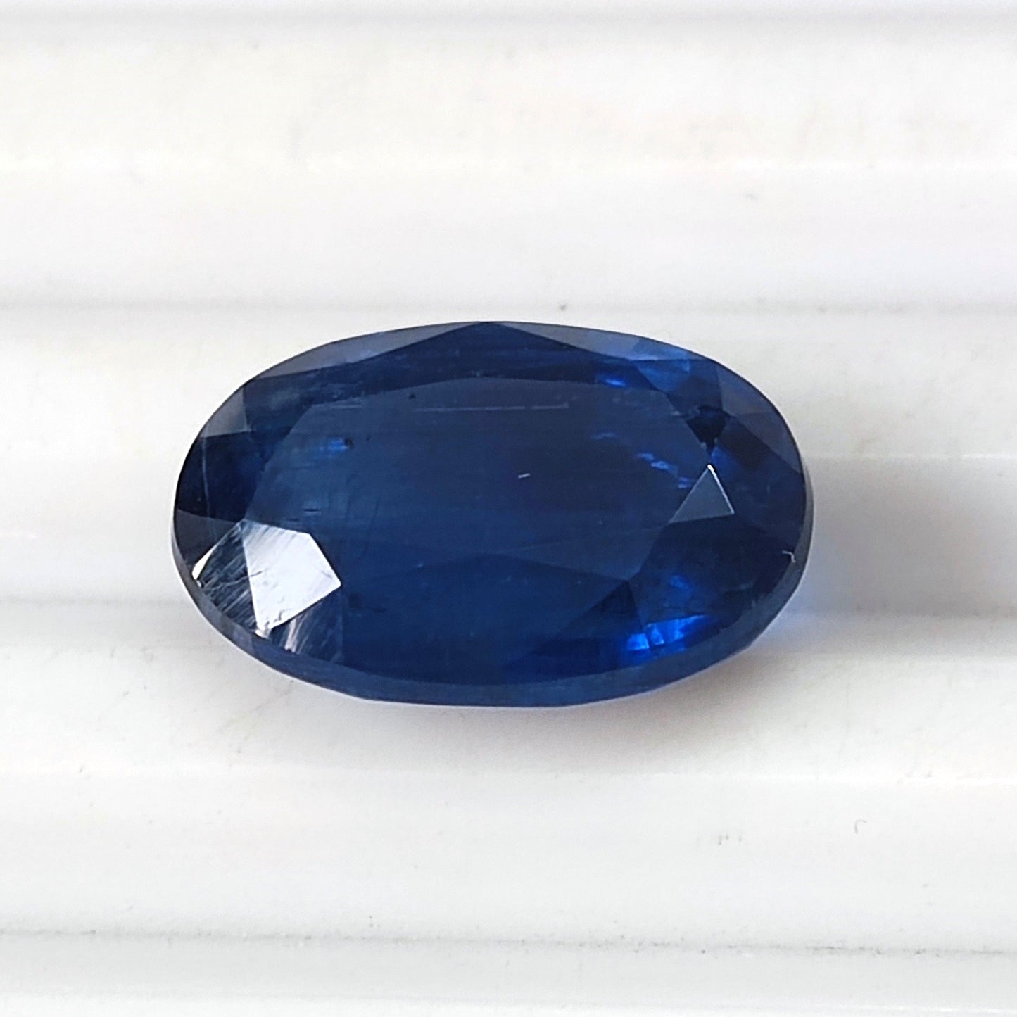 5.90 CARAT 9X13X5.4 (WXLXD) NATURAL OVAL CUT KYNITE GEMSTONE