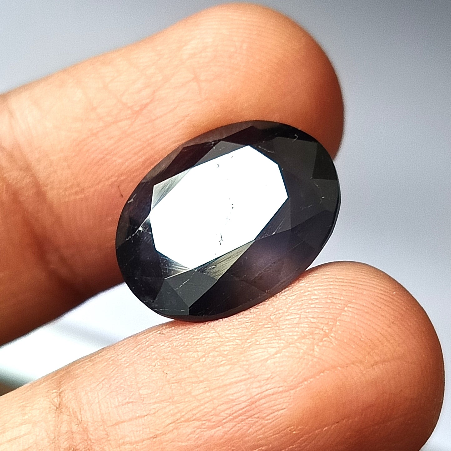 10.0 Carat 14X17X7.1 (WXLXD) Natural Faceted Oval Cut Iolite