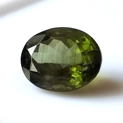 3.20 Carat 8X10X5.5 (WXLXD) Natural Oval Cut Green Tourmaline Gemstone