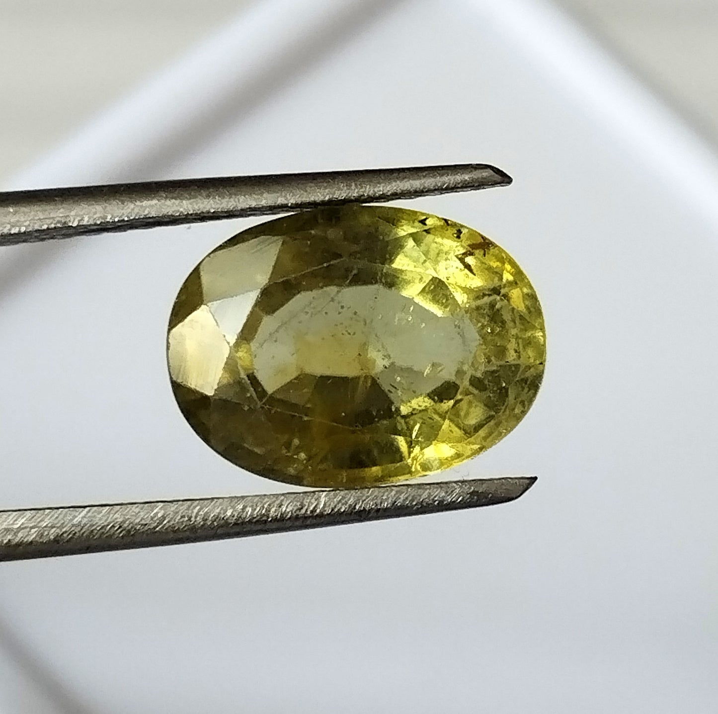 3.75 Carat 8.5X11.3X5.5 (WXLXD) Natural Oval Cut Green Tourmaline Gemstone