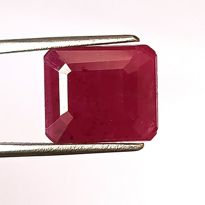 7.20 CARAT 10X12X4.7 (WXLXD)  NATURAL EMERALD CUT MOSAMBIQUE RUBY