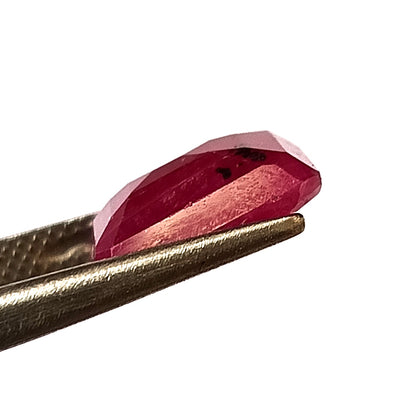 7.20 CARAT 10X12X4.7 (WXLXD)  NATURAL EMERALD CUT MOSAMBIQUE RUBY