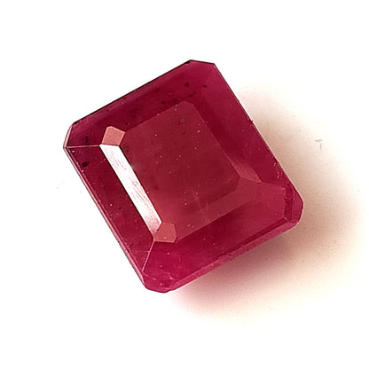 7.20 CARAT 10X12X4.7 (WXLXD)  NATURAL EMERALD CUT MOSAMBIQUE RUBY