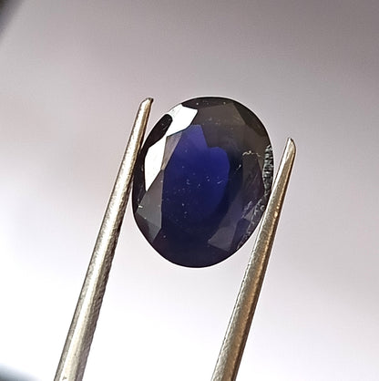 3.90 Carat 9X11.6X5.7 (WXLXD) Natural Faceted Oval Cut Iolite